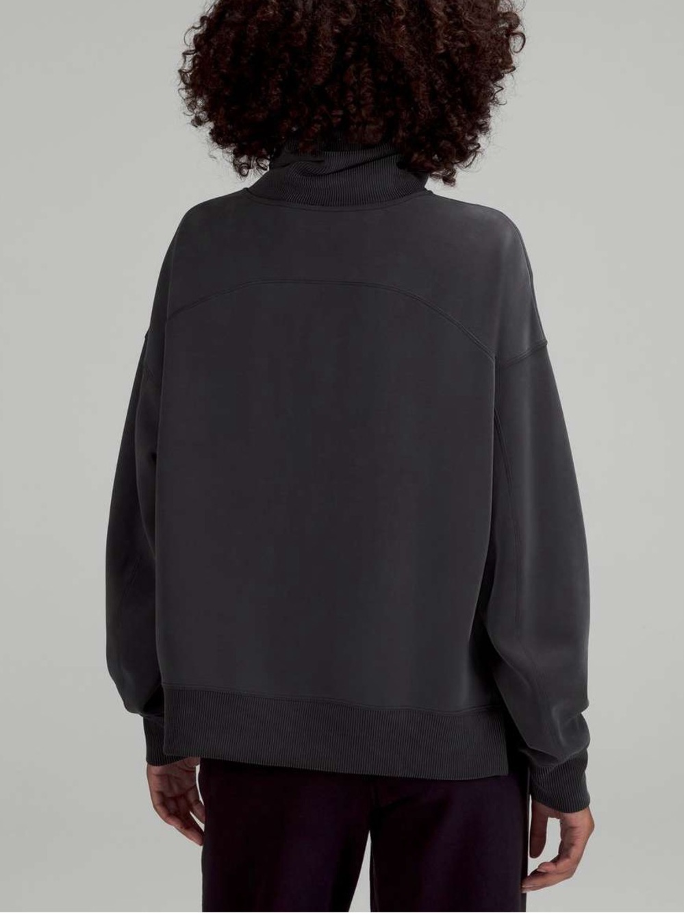 Lululemon Black Softstream Turtleneck Pullover size 4 - Picture 2 of 7